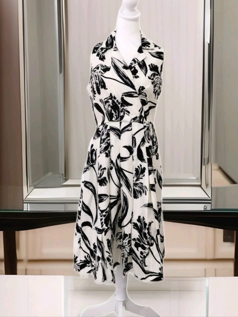 Jessica Howard Black & White Floral Midi Dress